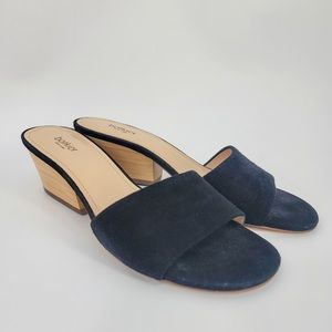 Botkier New York Carlie Black Suede Heels Sandals